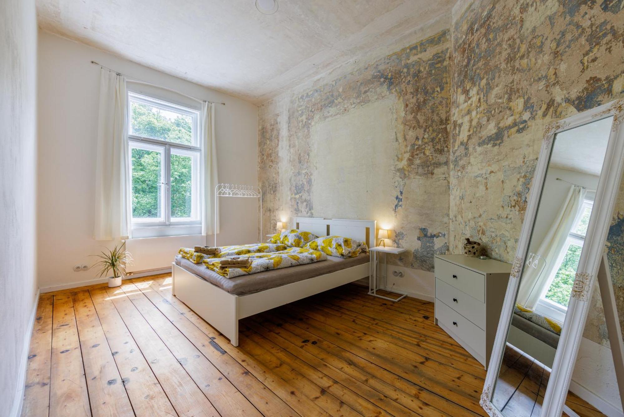 Design Apartment In The Heart Of Карловы Вары Экстерьер фото